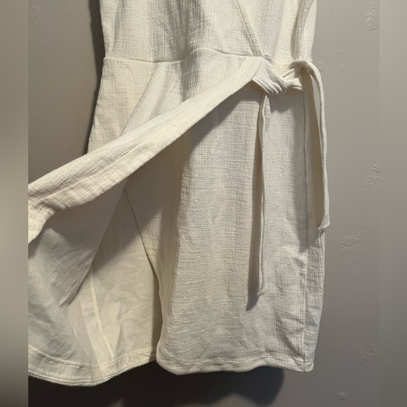 Madewell Crosshatch Side Tie Sleeveless Faux Wrap Dress Bright Ivory - Picture 12 of 15